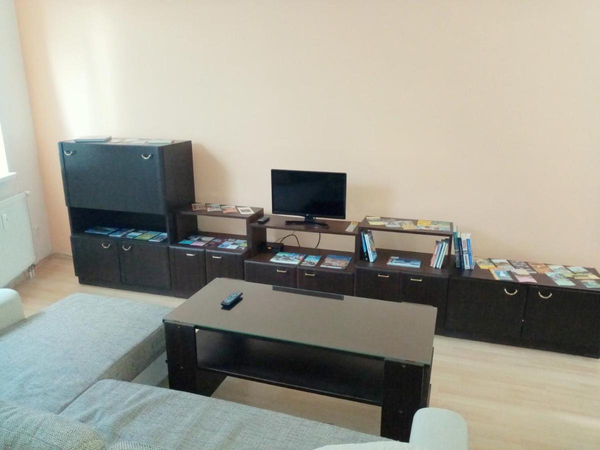 Apartment Odeon Most Bagian luar foto